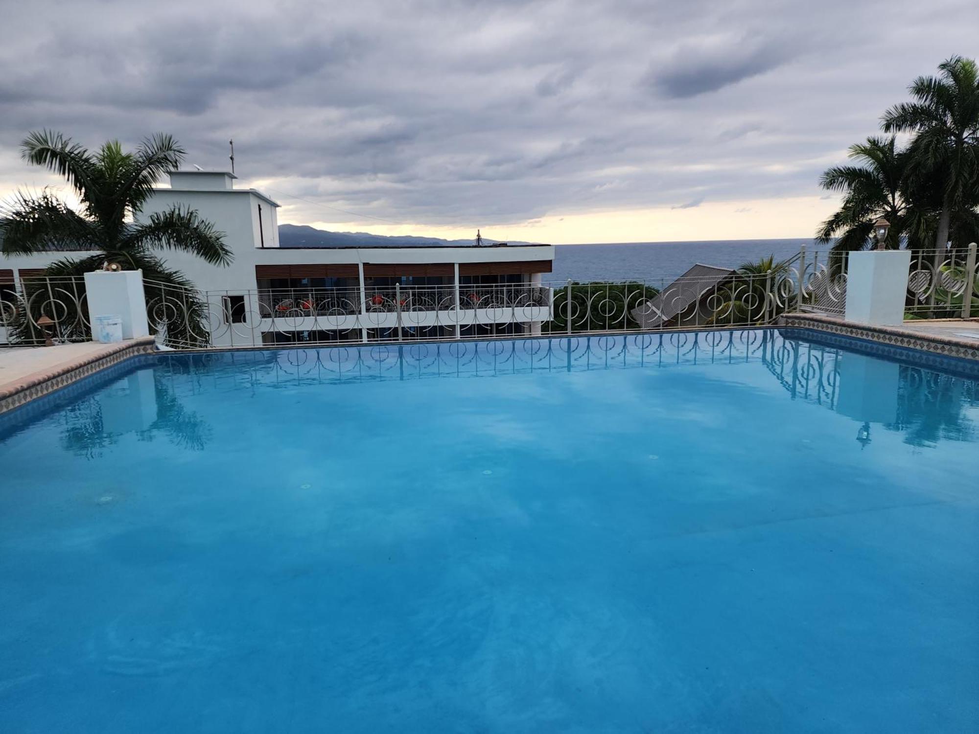 Hotel 39 Jamaica Teluk Montego Bagian luar foto