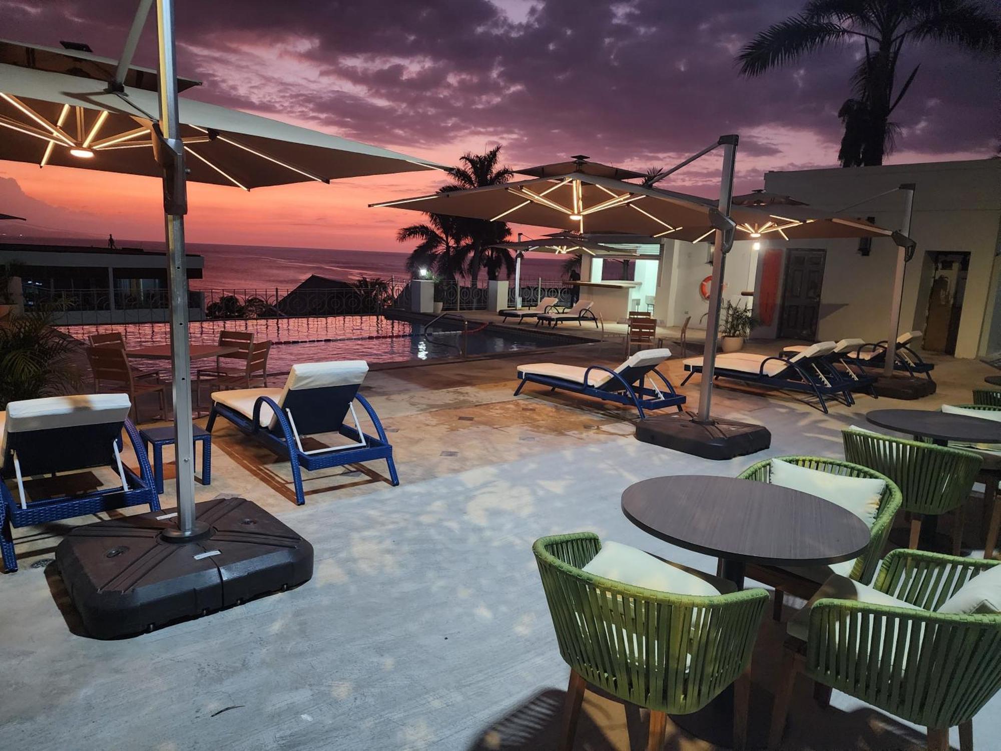 Hotel 39 Jamaica Teluk Montego Bagian luar foto