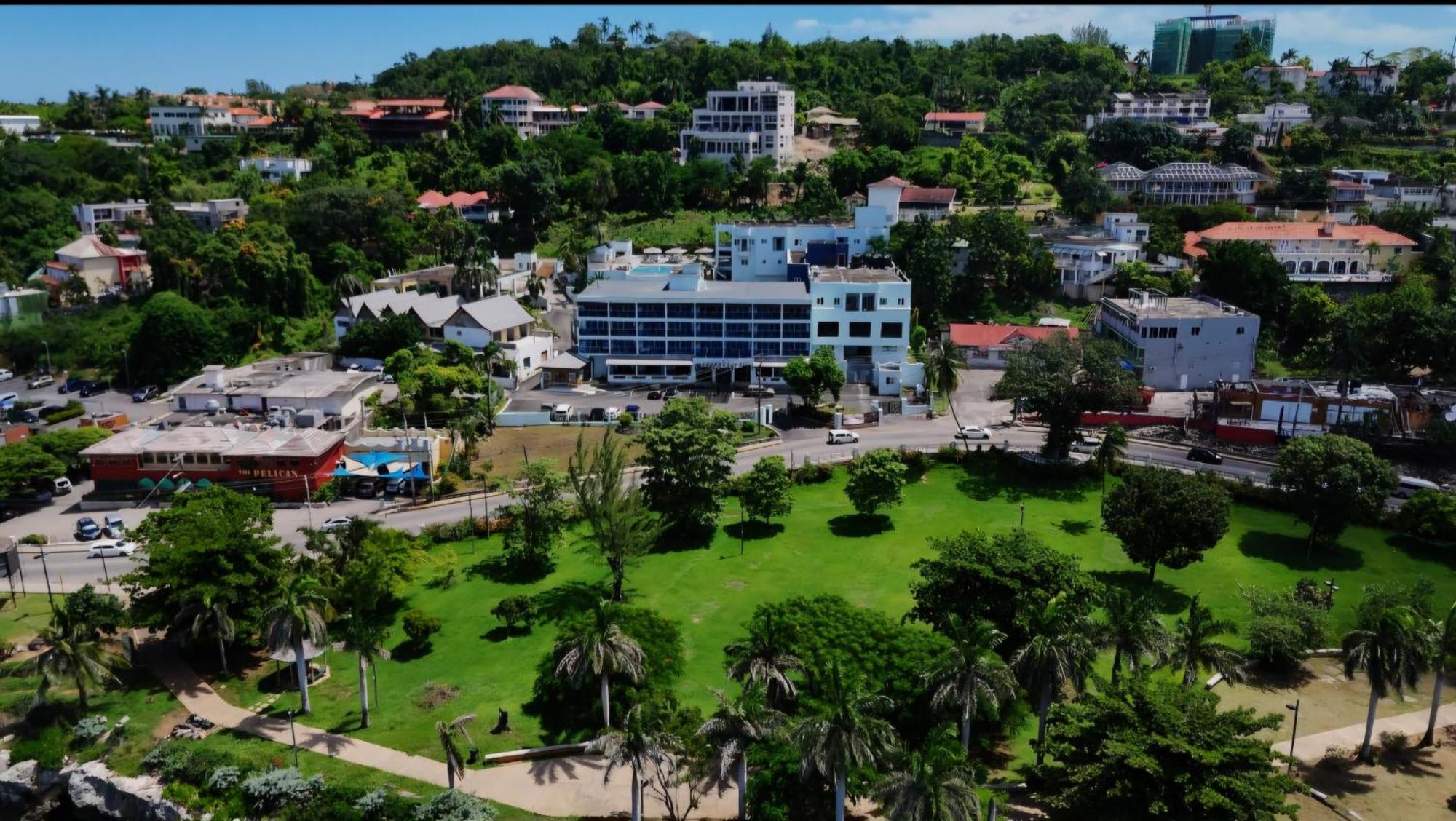 Hotel 39 Jamaica Teluk Montego Bagian luar foto